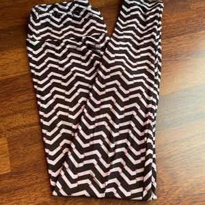LulaRoe brown and pink striped OS leggings